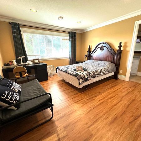 Vancouver Luxury Homestay Richmond Eksteriør bilde