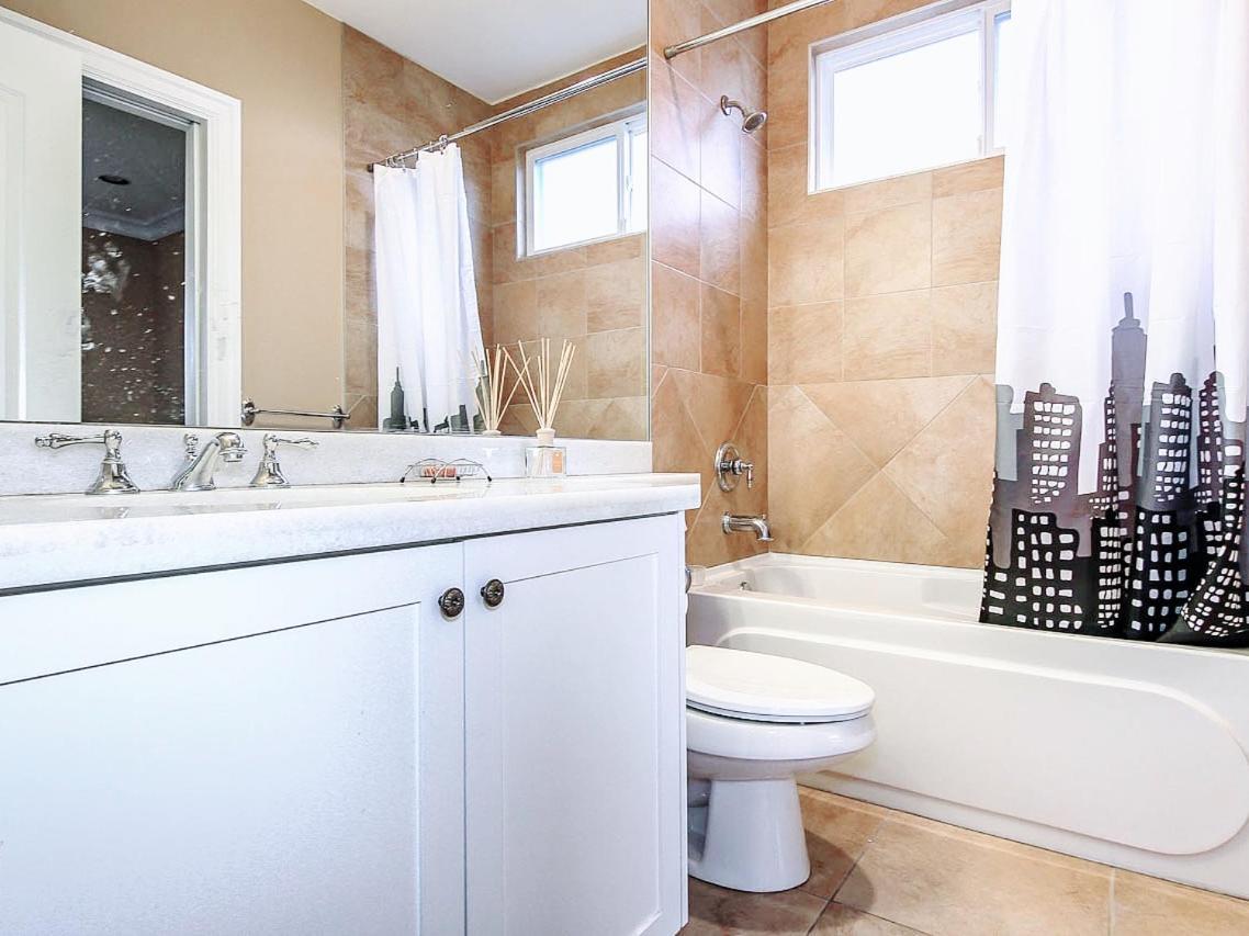 Vancouver Luxury Homestay Richmond Eksteriør bilde